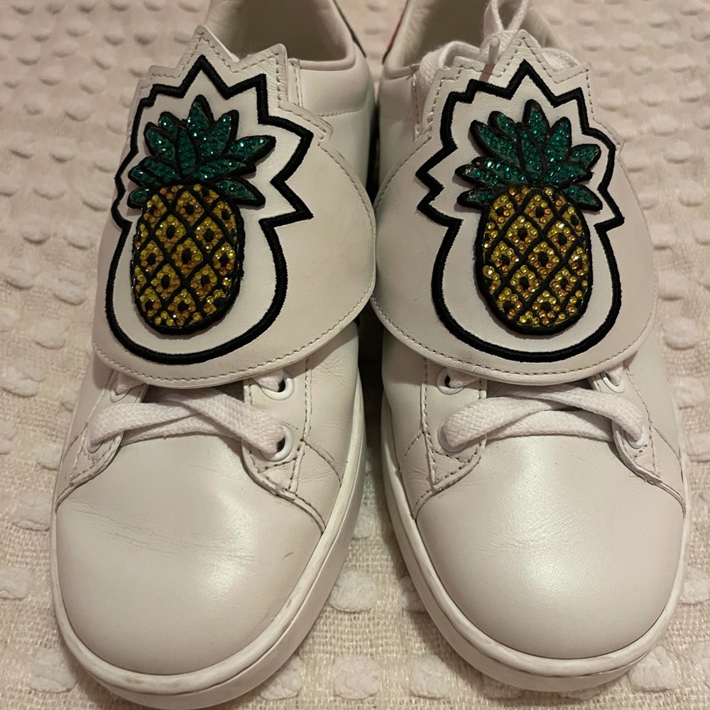 Gucci shoes size 8 women